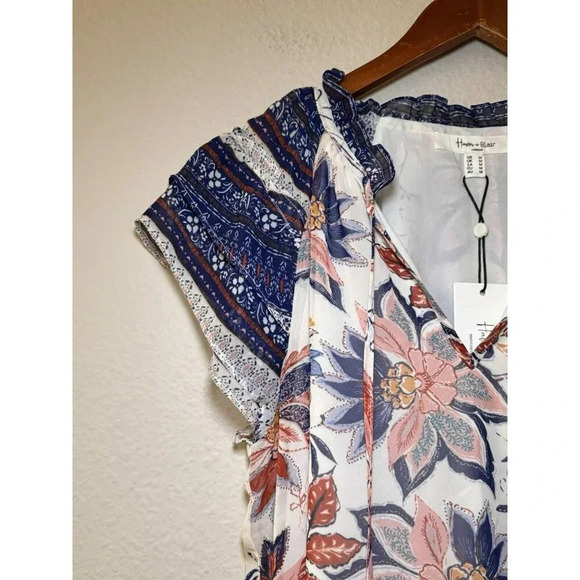 Floral Print Blouse with Navy Accents - Picture 3 of 7